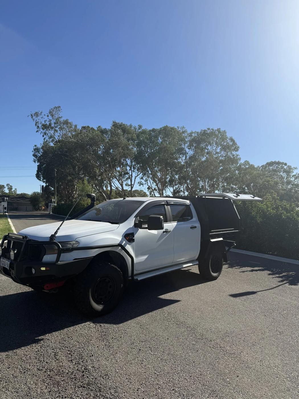 Dual cab ute with black aluminium tray