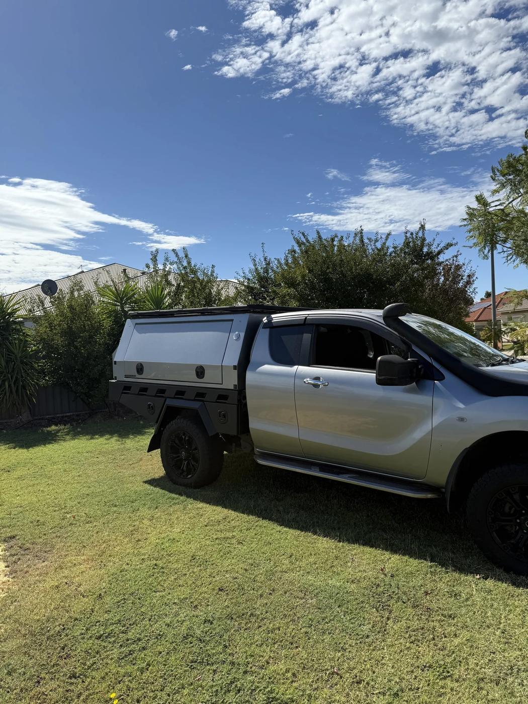 BT-50 touring canopy