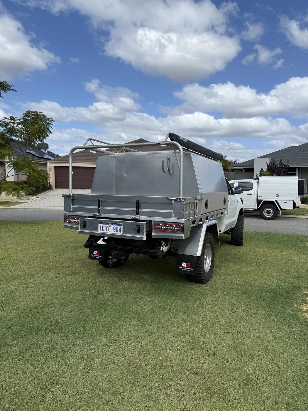 Hilux single cab canopy & awning: rear three-quarter